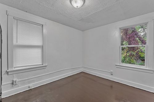 2659 Glenmawr St, Pittsburgh PA 15204-1830 exterior