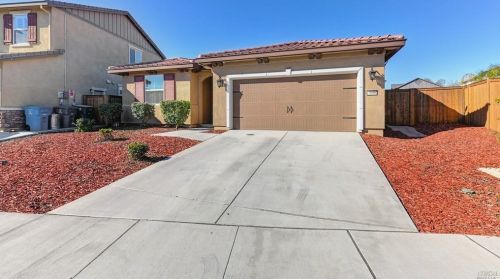 1840 Gold St, Liberty Farms CA  95620-4874 exterior