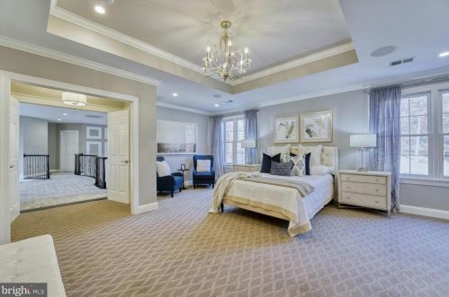 40280 Spectacular Bid Pl, Leesburg VA  20176-7173 exterior