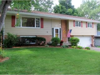32 67th Way, Minneapolis, MN 55432-4205