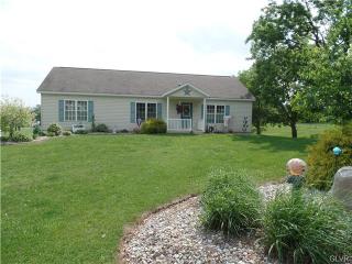 1159 Oak Rd, Walnutport, PA 18088-9729