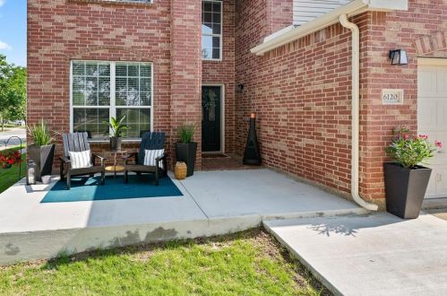 6120 Marsh Rail Dr, Denton, TX 76208-6812