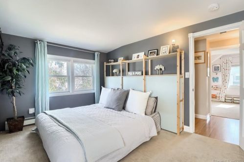 41 Albin Rd, Stamford CT  06902-5412 exterior