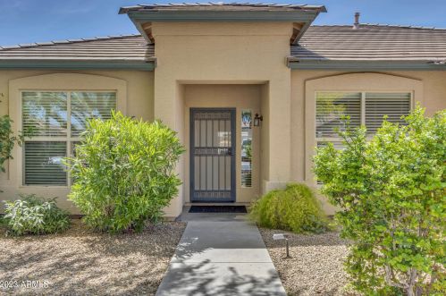 3891 Colonial Dr, Chandler, AZ 85249-8971