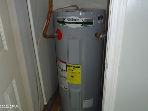 2919 Caledonia St, Marianna FL  32446-3366 exterior