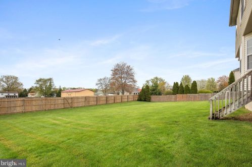 15 Lake Narraticon Dr, Swedesboro NJ  08085-3417 exterior