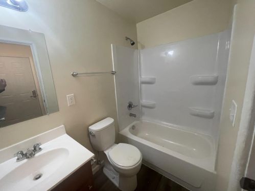 784 Fred Shuttlesworth Cir, Cincinnati OH 45229-2114 exterior