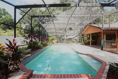 107 Frederick Ave, Lake Mary FL  32746-2811 exterior