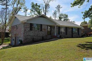 524 Memorial Dr, Bessemer, AL 35022-4708