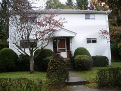 79 John St, Newton, MA 02459-2348