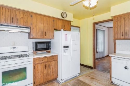 103 Monroe St, Watertown, WI 53094-7642