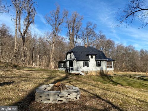 13413 Mountain Rd, Lovettsville VA  20180-2816 exterior