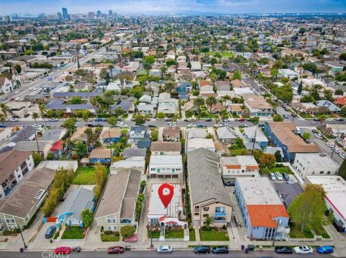 757 Redondo Ave, Long Beach CA  90804-5140 exterior