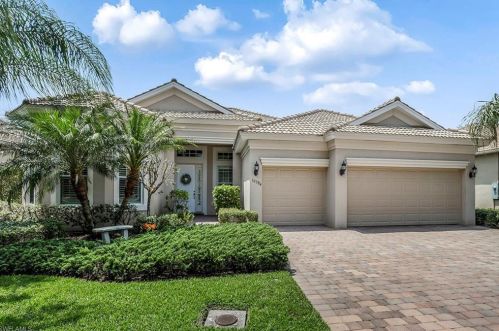 10384 Yorkstone Dr, Bonita Springs, FL 34135-5093