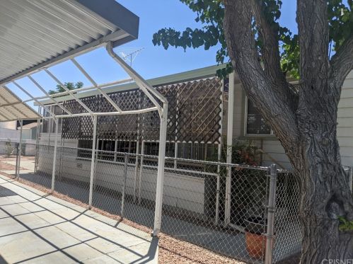 2550 Avenue, Lancaster CA  exterior