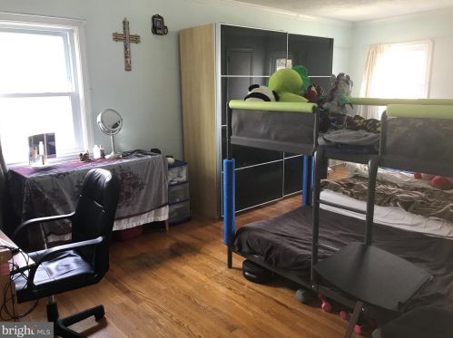 26 Johns Rd, Cheltenham PA  19012-1420 exterior