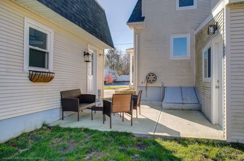 12 Cypress Ave, Tiverton RI  02878-1416 exterior