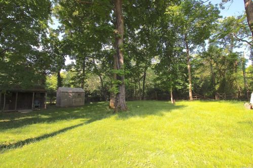 66 Shore Rd, Mount Sinai NY  11766-1420 exterior