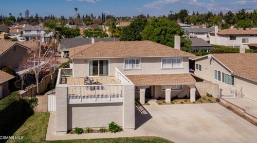 1889 Darrah Ave, Simi Valley, CA 93063-3315