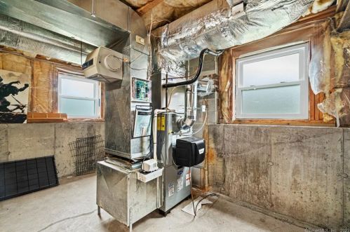 3 Killen Rd, Wallingford CT  06492-2697 exterior