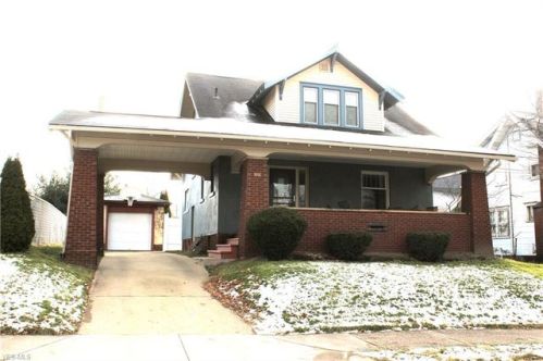 116 6th St, Canton, OH 44720-2044