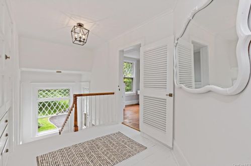 365 Elm Rd, Briarcliff NY  10510-2207 exterior