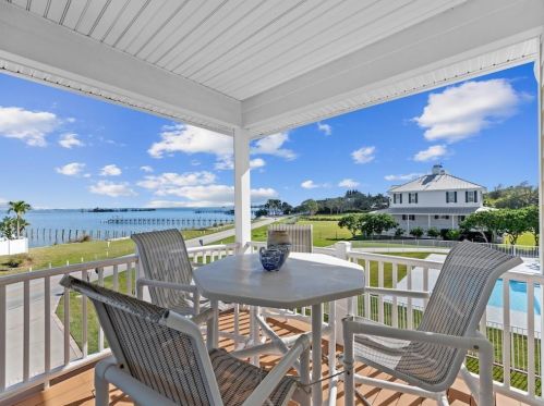 13345 Indian River Dr, Sebastian FL  32958-3455 exterior