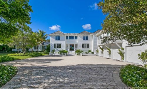382 Beach Rd, Hobe Sound, FL 33455-2609