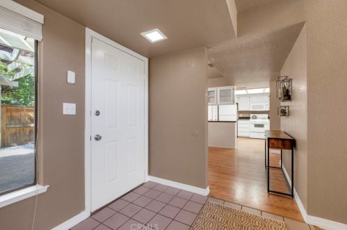 8 Alameda Park Cir, Chico CA 95928-4174 exterior