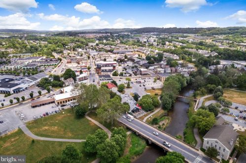 179 Jefferson Ave, Downingtown PA 19335-2702 exterior