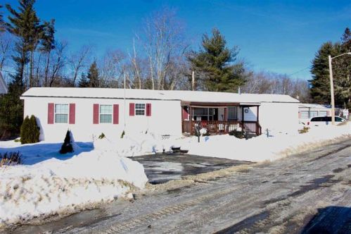 30 Willow Rd, Newton, NH 03858-3914
