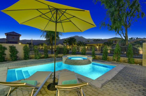 57710 Barristo Cir, La Quinta CA  92253-8255 exterior