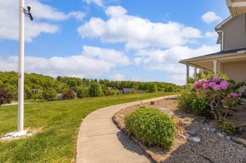 17 Clyde Ct, Hebron, OH 43025-9005