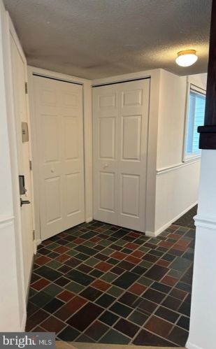 504 Freedom Cir, Harleysville PA  19438-3946 exterior