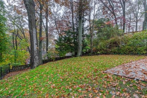 45 Longview Trl, Parsippany NJ  07834-2039 exterior