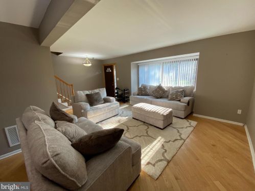 362 Bolton Rd, East Windsor NJ  08520-5507 exterior