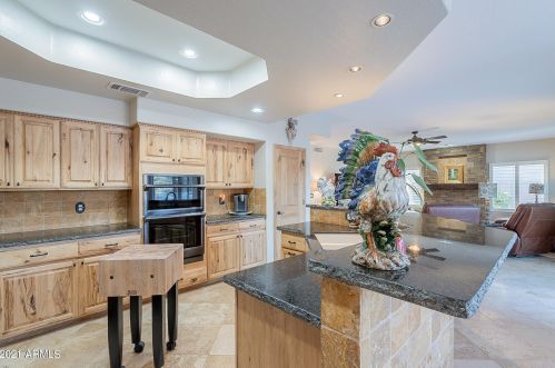 4456 Barwick Dr, Cave Creek AZ  85331-7847 exterior