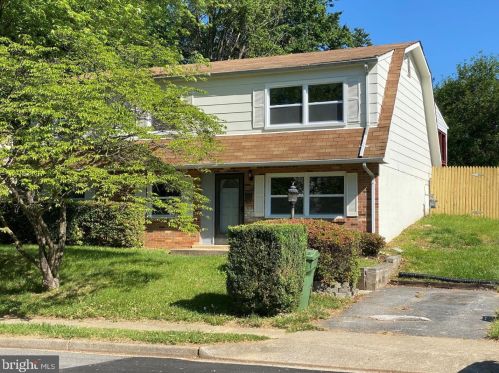 4122 Gardensen Dr, Woodbridge, VA 22193-2502