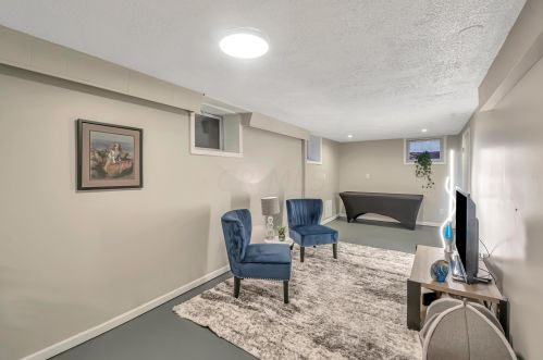 561 Vernon Heights Blvd, Marion OH  43302-5343 exterior