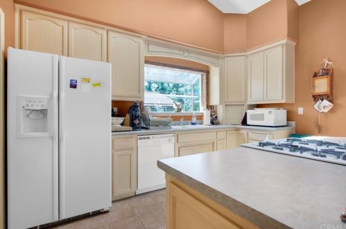 2307 Ridge Rider Rd, Lake Nacimiento CA  93426-9645 exterior