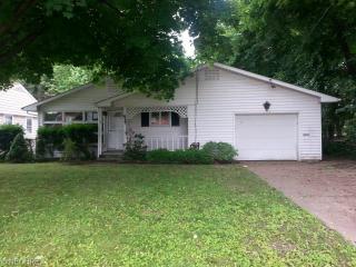 617 Walnut Ave, Concord Township, OH 44077-2641