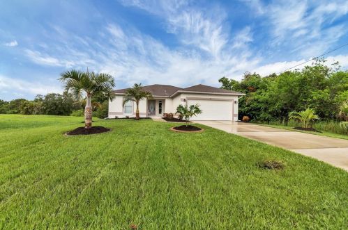161 Hercules Dr, Placida, FL 33947-2825