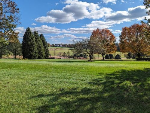 4438 Bachman Dr, Schnecksville PA  18078-2246 exterior