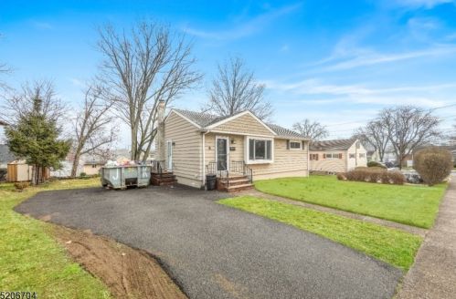 8 Claremont Ave, Paterson NJ  07512-1602 exterior