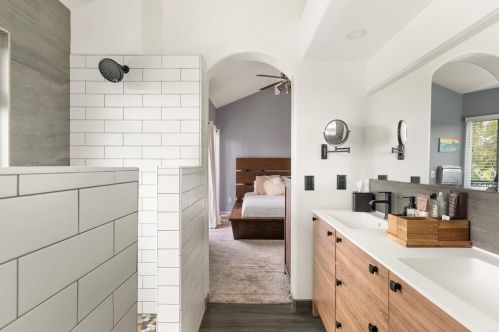 1446 Golfcrest Pl, Vista CA 92081-9002 exterior