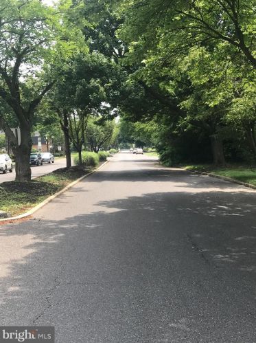 3094 Harbour Dr, Palmyra NJ 08065-2217 exterior