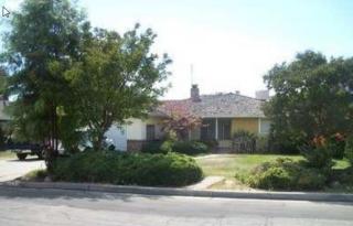 5689 Flora Ave, Fresno, CA 93710-6326