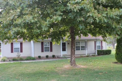 7340 Lone Eagle Dr, Murfreesboro, TN 37128-6139