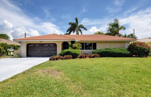 225 24th Ct, Boca Raton, FL 33431-7639