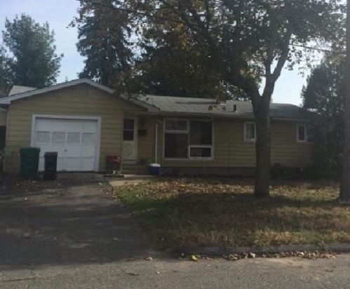 42 Carter Dr, Chicopee, MA 01013-3621